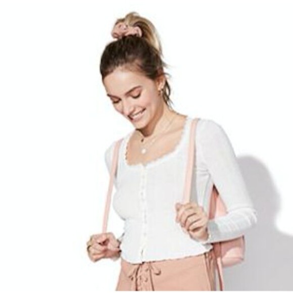 Vylette JR.  Soft Sweater Lace Neck Button Front Top  XL Ivory NWT Retail: $38 - Picture 1 of 2